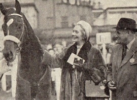 Mr & Mrs Mullion with Hardicanute after winning the Timeform Gold Cup at Doncaster